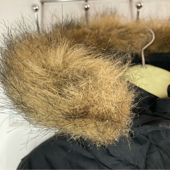 Aritzia Parka Jacket | SMALL - Picture 5 of 17